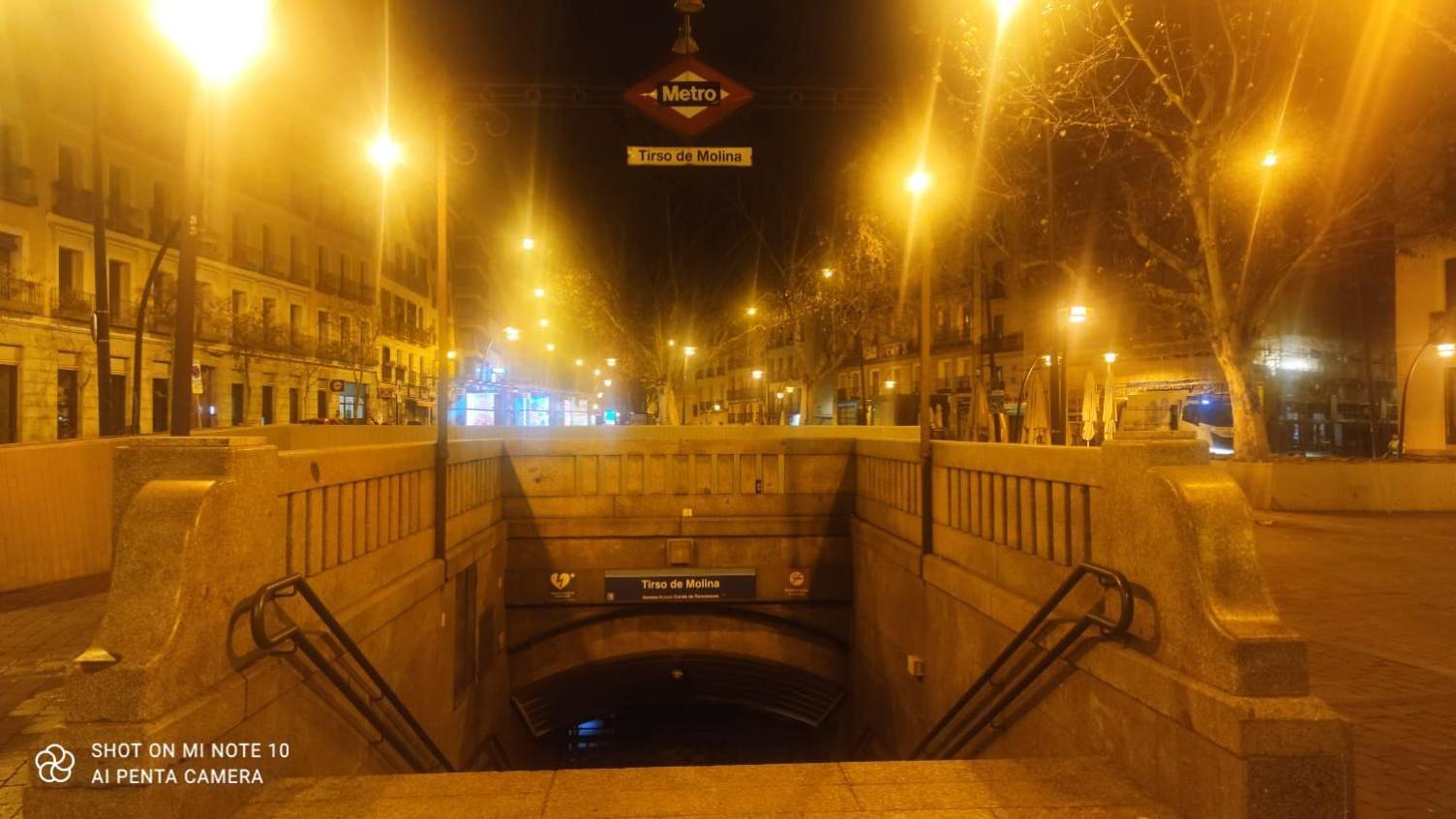 Alojamiento Central Madrid Exterior foto